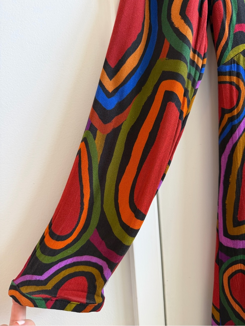 FARM Rio Bold Multicolor Heart Print Maxi Dress - Red - Picture 5 of 6